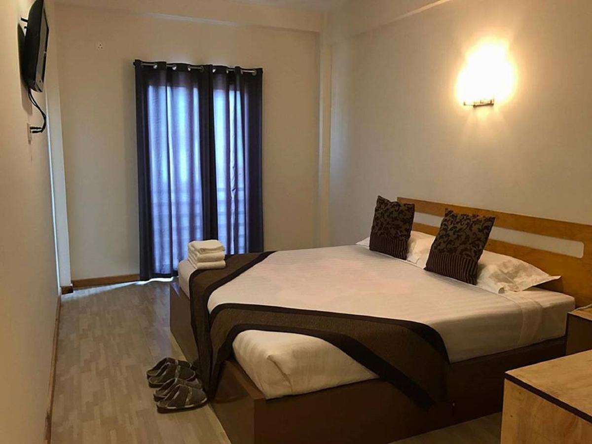 Sky Motel קלאו מראה חיצוני תמונה
