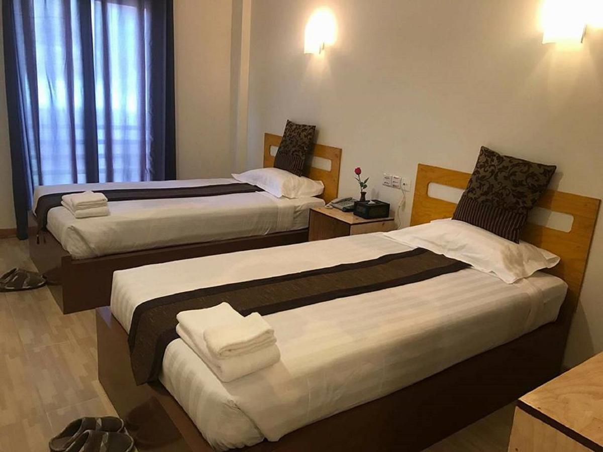 Sky Motel קלאו מראה חיצוני תמונה