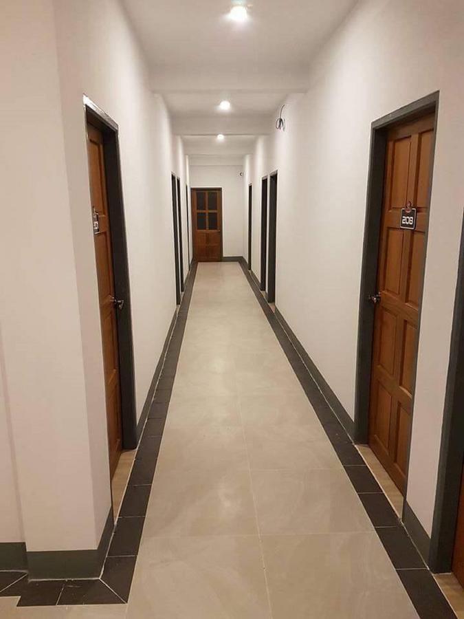 Sky Motel קלאו מראה חיצוני תמונה