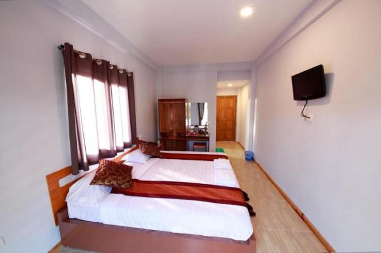 Sky Motel קלאו מראה חיצוני תמונה